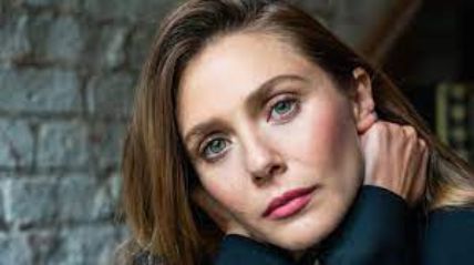 Elizabeth Olsen is married to Robbie Arnett.